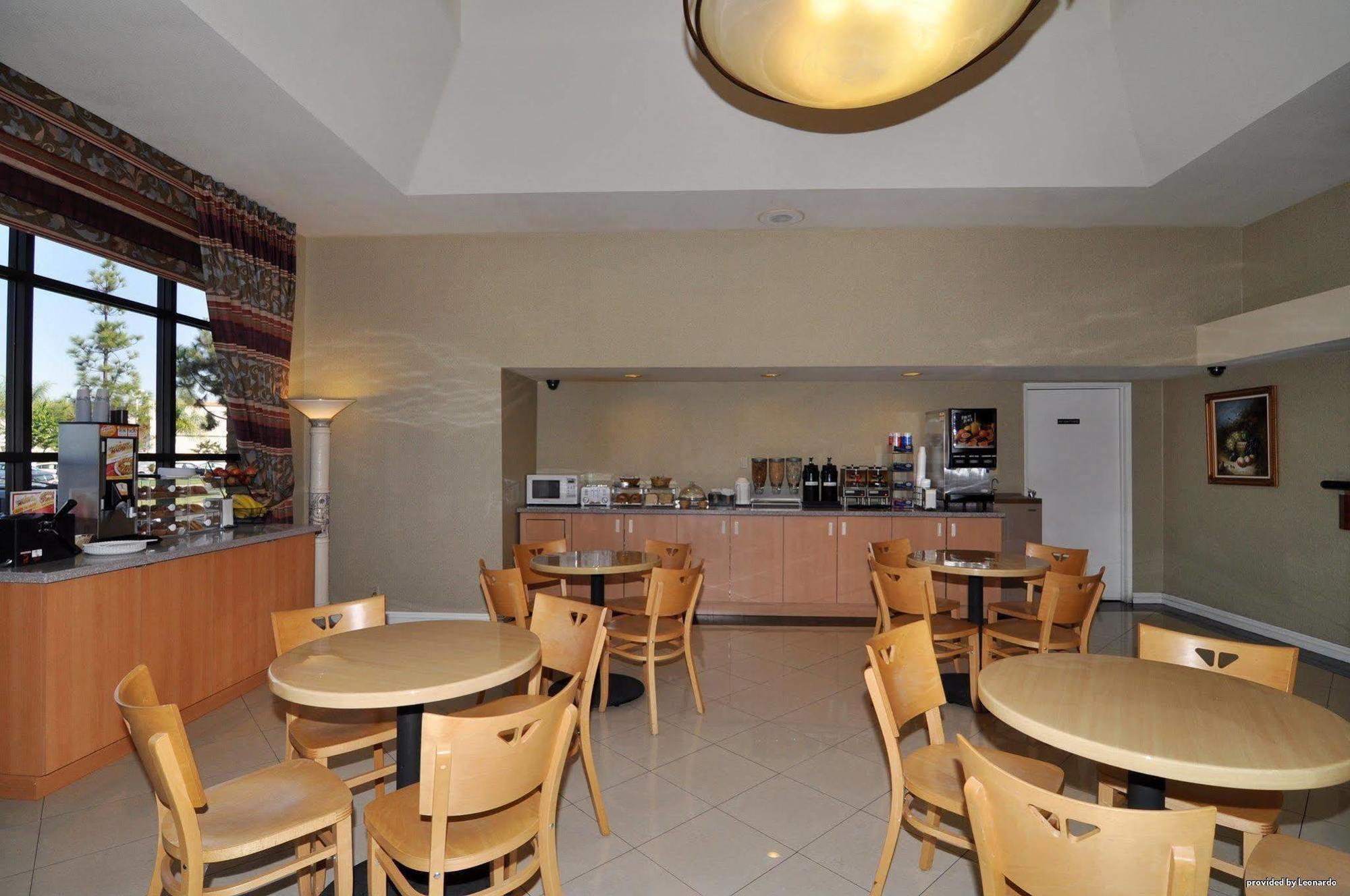 Best Western Norwalk Inn Kültér fotó
